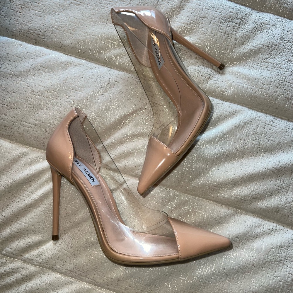 Heels - Picture 3 of 4